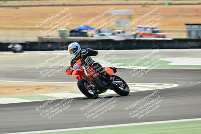 media/Sep-07-2025-TrackXperience (Sun) [[ee17e62fad]]/Level 2/Session 4 (Lower Chicane)/